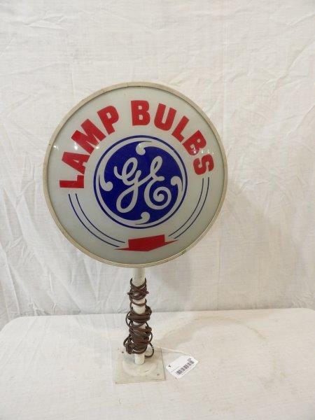 GE Lamp Bulbs display (Glass Lenses) (1 of 4)