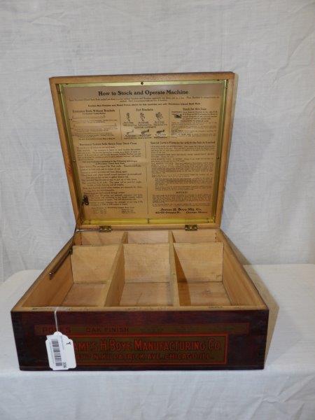 Boye Mfg.Co. dovetailed Oak cabinet (1 of 7)