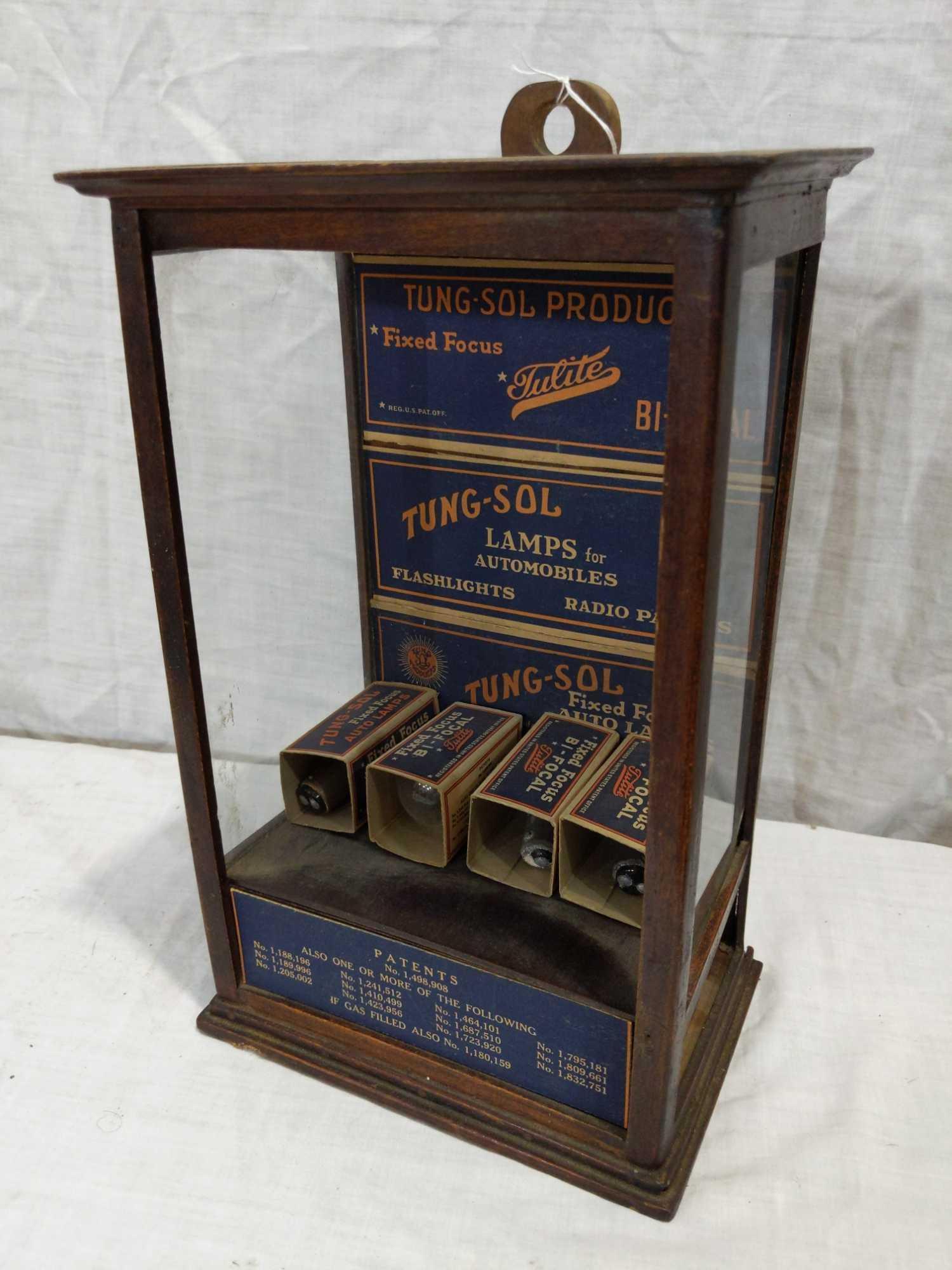 Sm. Tung-Sol Lamp bulb display (1 of 10)