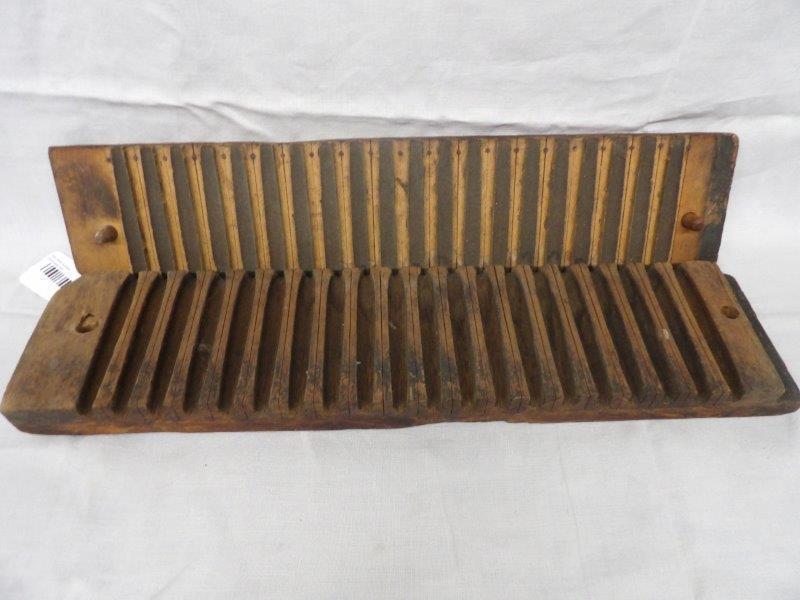Primitive wooden cigar mold (1 of 3)