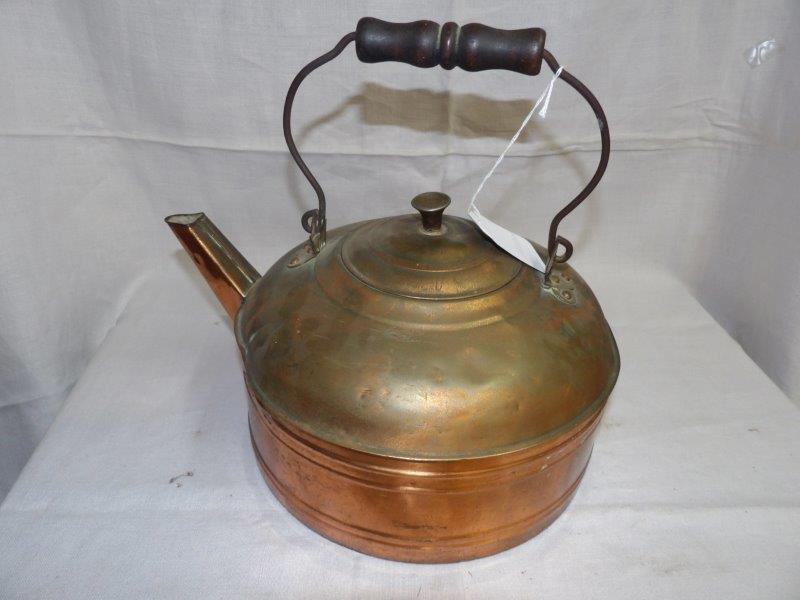 Revere Copper kettle (1 of 3)
