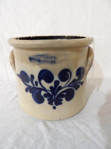 Fenton & Hancock 1 gal. decorated stoneware jar (1 of 7)