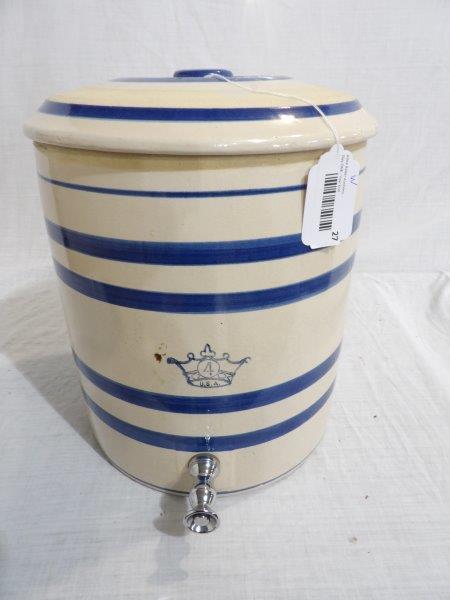 4 gallon Crown stoneware dispenser with lid (1 of 7)