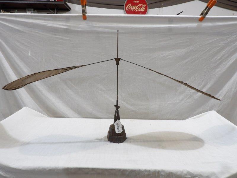 Early Country Store Mechanical Shoo-Fly Fan (1 of 10)