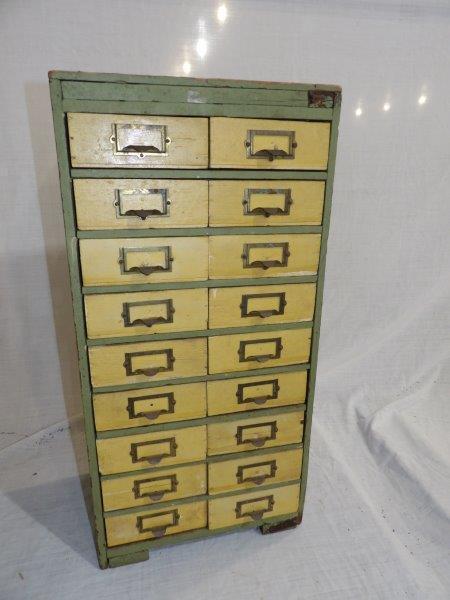 Small Primitive 18 drawer cabinet (1 of 9)