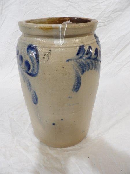 Decorated 3-gallon stoneware jar (1 of 4)