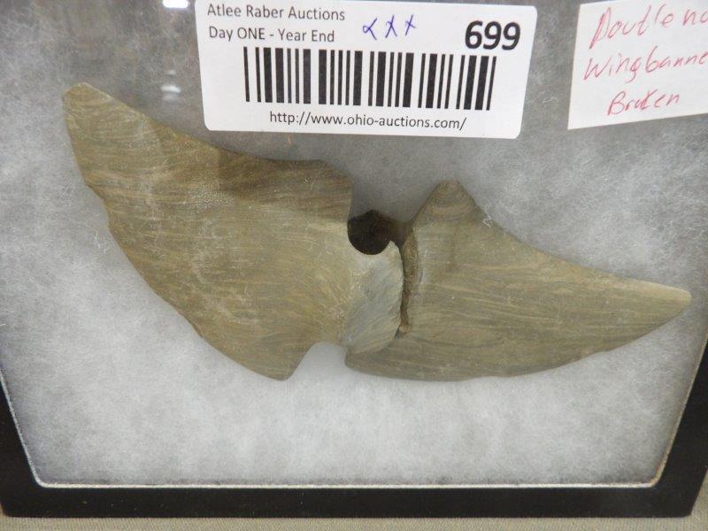 Doublenotch wing Bannerstone (1 of 2)