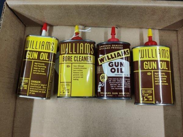 Lot of 4 Williams Gun Oilers: excellent condition