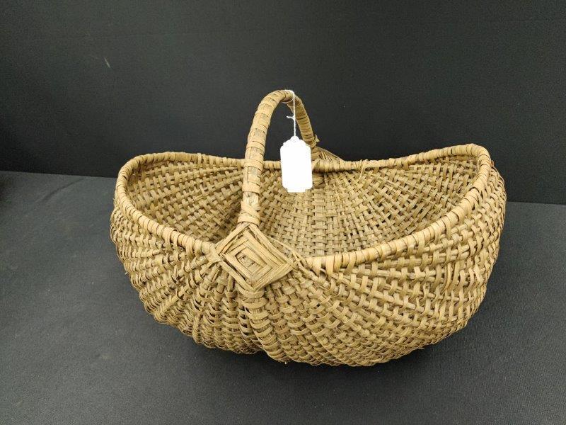 Great Early Handwoven Basket (1 of 2)