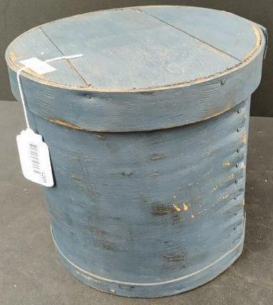 Painted Pantry Box: with lid, super nice piece, 12 inch round x 11 in tall.