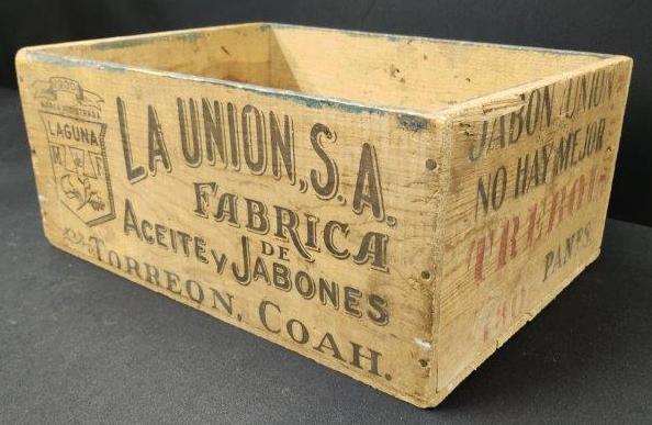 LA Union,  S.A. Advertising Box (1 of 3)