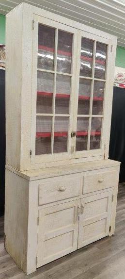 4 Door Step Back Cupboard (1 of 6)