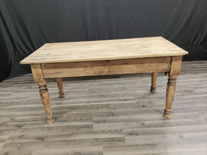 Excellent Primitive Harvest Table (1 of 4)