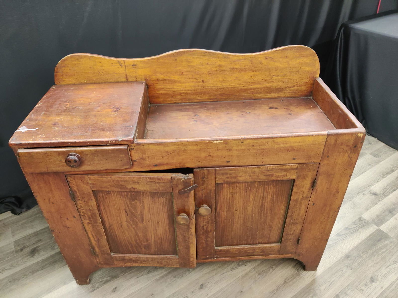 Early Dry Sink (1 of 7)