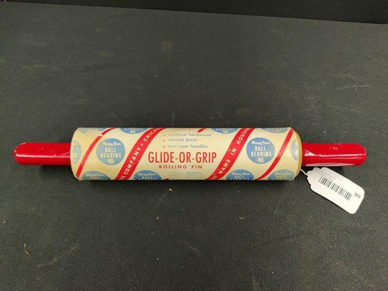 Mary-Ann Ball Bearing Rolling Pin (1 of 4)
