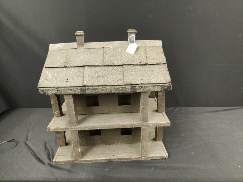 Large Primitive Birdhouse (1 of 4)