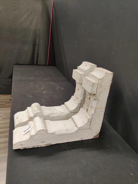 Set of architectural corbels: 22in x 18 in.