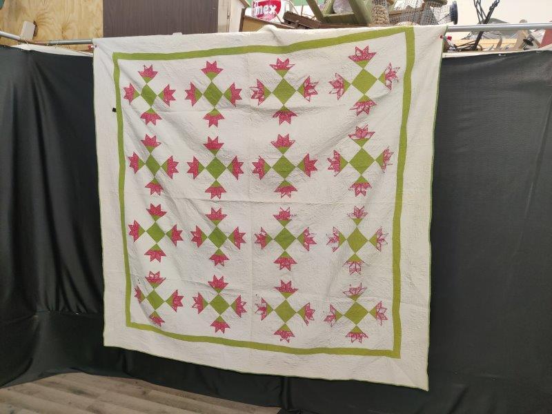 Early handmade quilt (1 of 8)