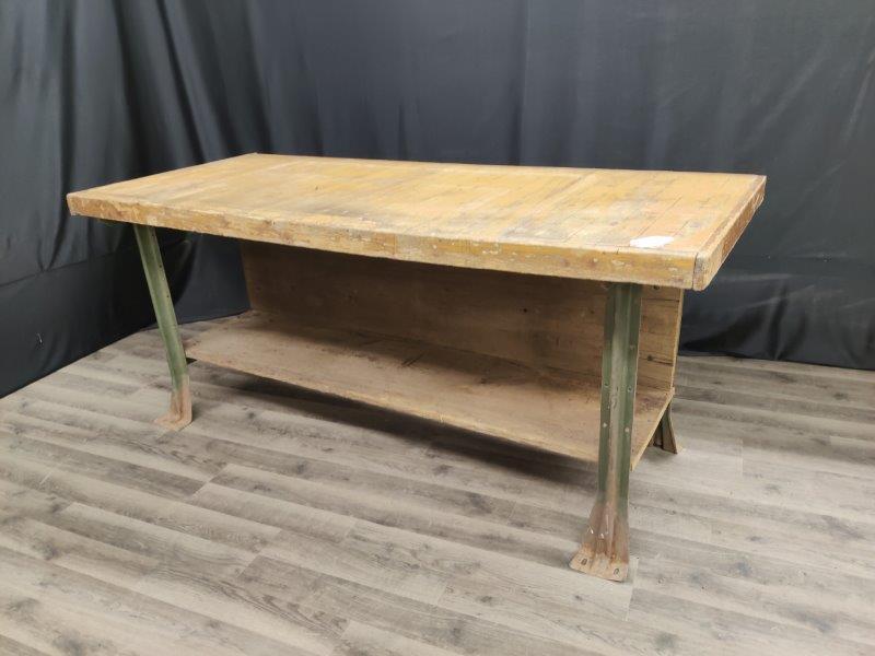 Excellent Industrial work table (1 of 4)