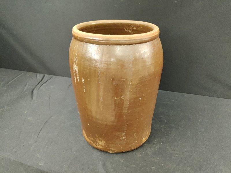 10 gallon Redware crock: good condition.