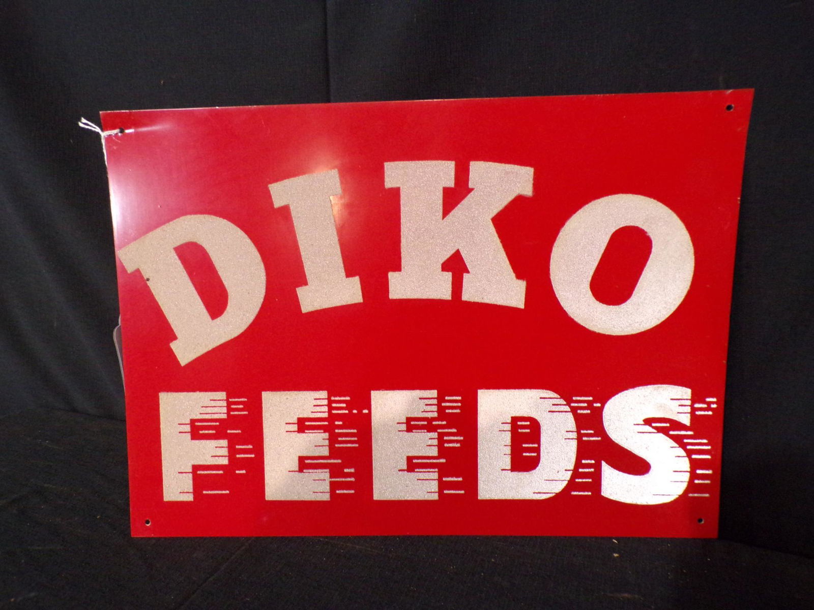 SS TIN DIKO FEEDS SIGN (1 of 5)