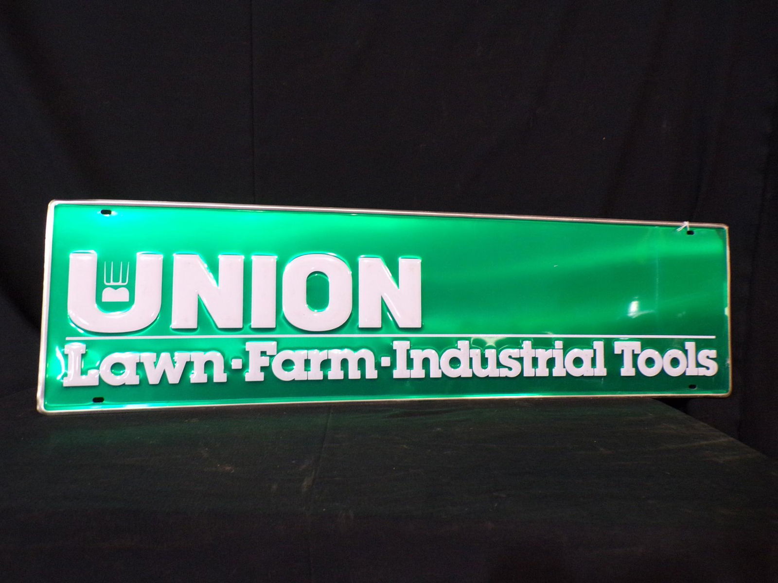 SS TIN UNION LAWN - FARM- INDUSTRIAL TOOL EMBOSSED SIGN (1 of 4)