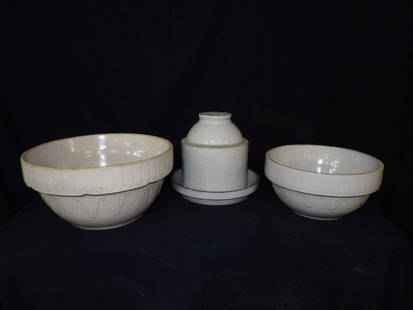 STONEWARE BOWLS AND CHICKEN WATERER: 2 GREAT STONEWARE BOWLS 12 1/2 AND 10 1/4 BOTH WITH PICKET FENCE DESIGN. LARGER HAS A SMALL HAIRLINE CRACK AND IS MARKED USA. ALSO A POTTERY CHICKEN WATERER NO CRACKS OR CHIPS.