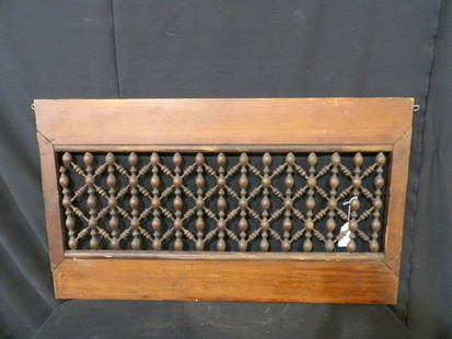 Brik a brak fretwork panel: does have a few minor breaks but it&#39;s nice and ornate and overall in Nice condition. 21 in x 36 in.