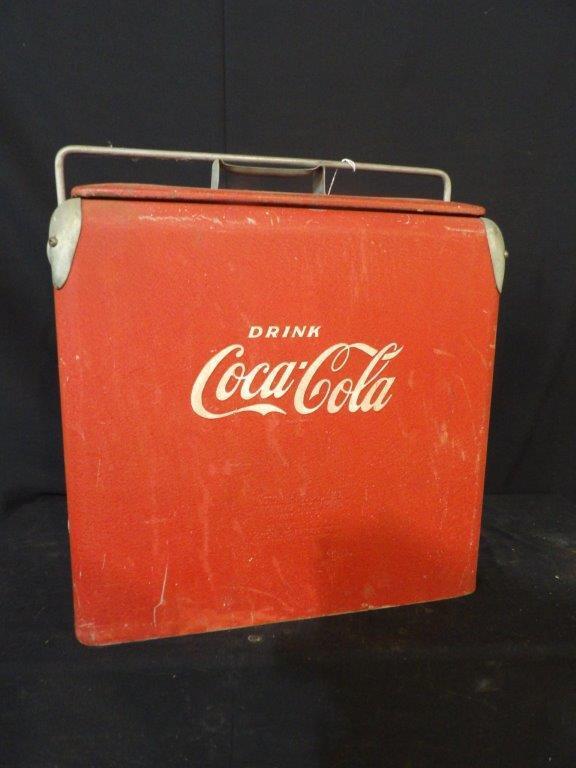 Coca-Cola cooler with interior tray (1 of 9)