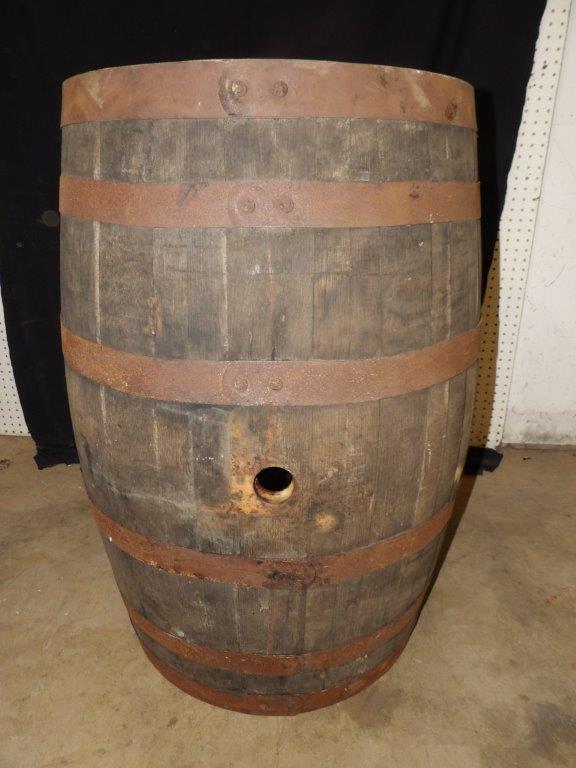 Heaven Hill Distillery bourbon whiskey barrel (1 of 4)