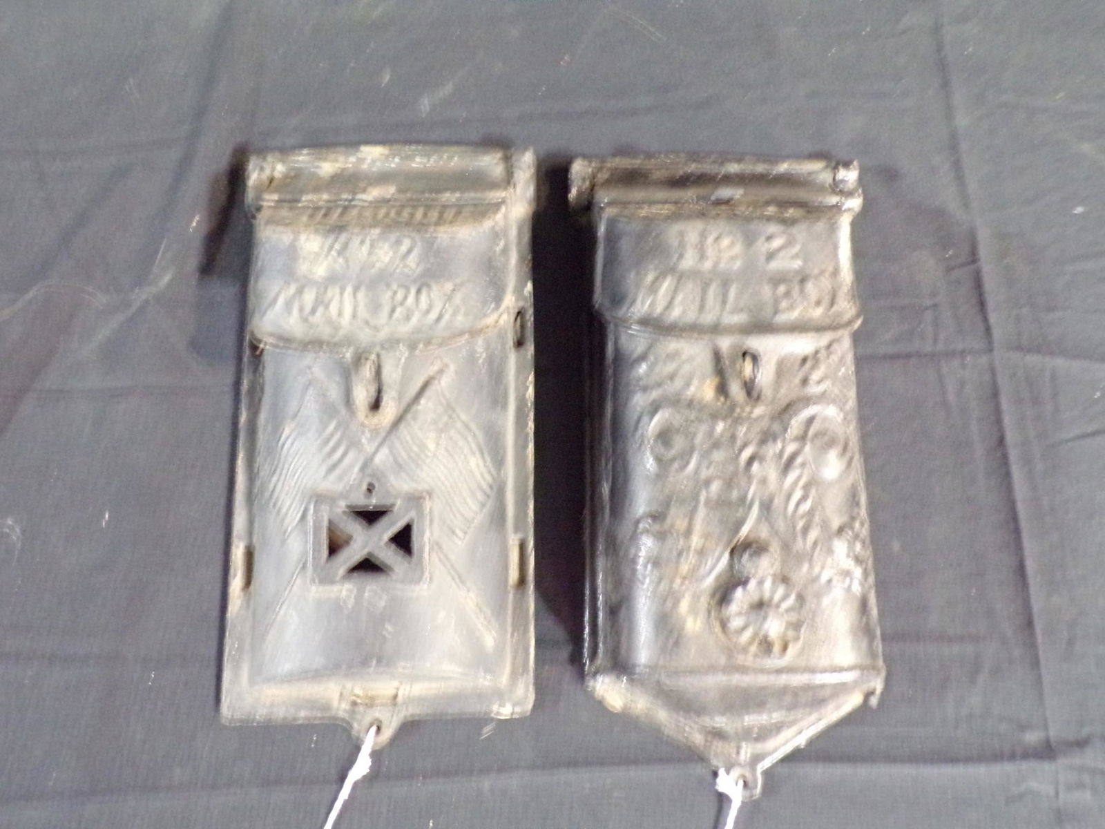 2 cast iron Griswold mailboxes (1 of 10)