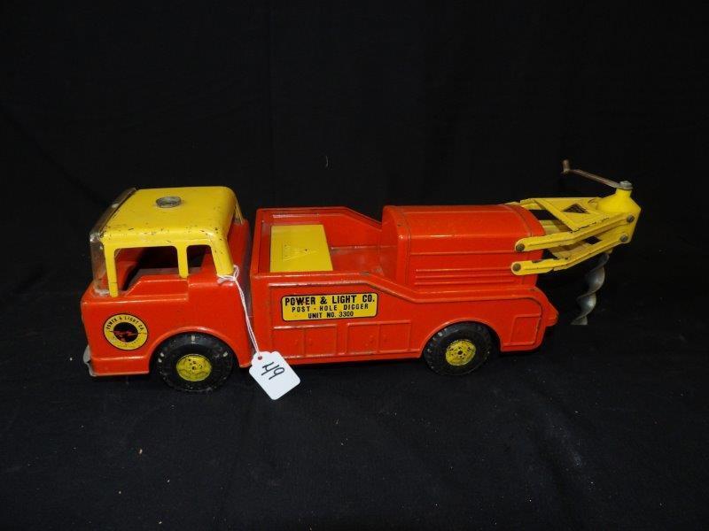 Nylint Power & Light Co. Post Hole Digger No. 3300 Auger Utility Truck (1 of 5)