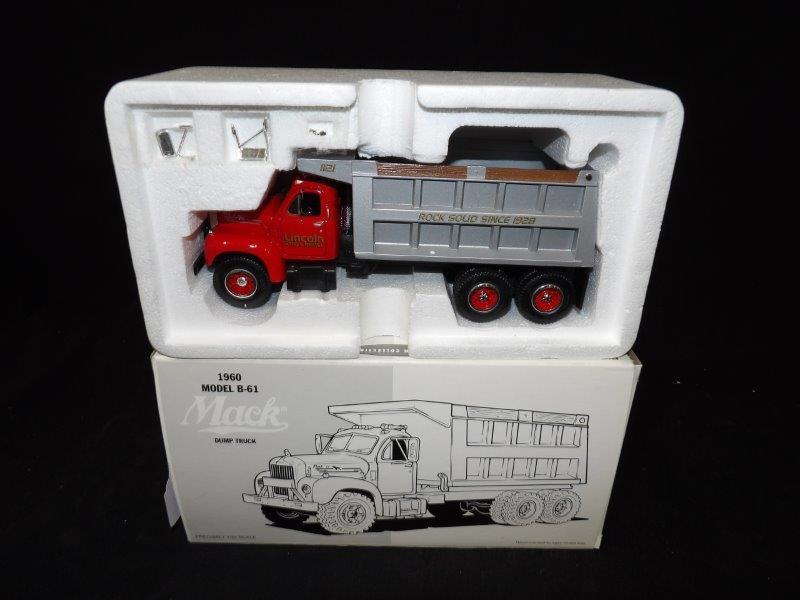 First Gear 1960 Model B-61 Lincoln Sand & Gravel Mack Dump Truck: NIB 1/34 Scale