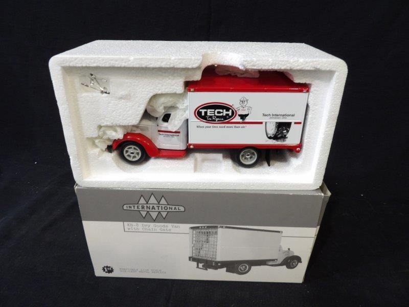 First Gear Tech Tire Repairs Johnstown, Ohio Advertising KB-8 Dry Goods Van w/ Chain Gate (1 of 3)