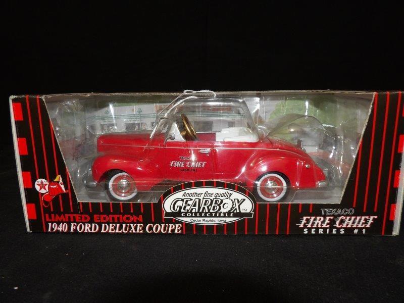 Gearbox Limited Edition 1940 Texaco Fire Chief Ford Deluxe Coup Chain Driven Pedal Car (1 of 4)