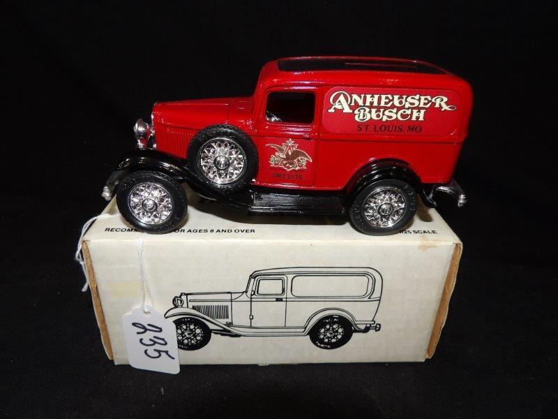 Ertl Collectibles Anheuser Busch St. Louis, MO 1932 Panel Delivery Die Cast Bank w/ Key (1 of 2)