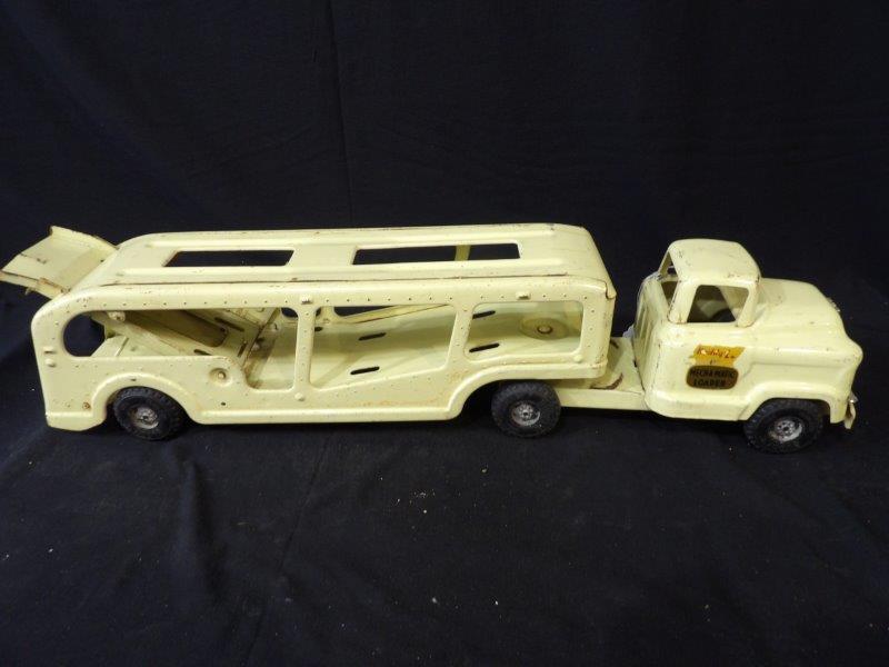 Buddy L Mech-A-Matic Loader: Great Color showing some condition issues due to age and usage 28" L