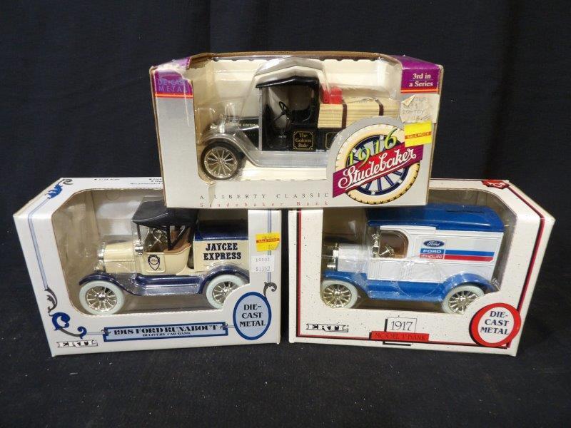 Lot of 3 Ertl & Spec Cast Advertising Locking Coin Banks (1 of 9)