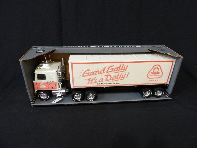Nylint Dolly Madison Advertising GMC 18- Wheeler (1 of 6)