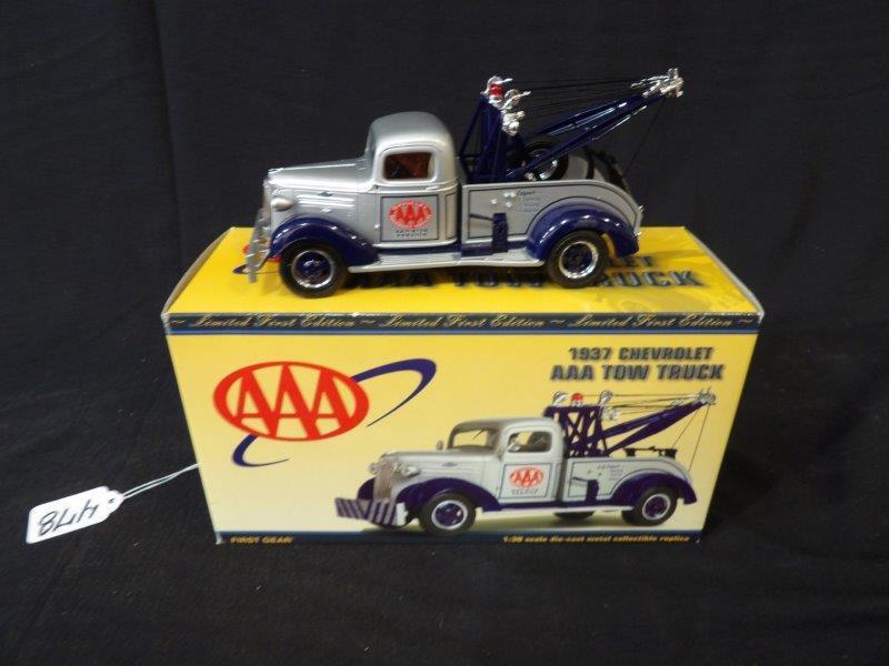 First Gear AAA 1937 Chevrolet Tow Truck: NIB 1/30 Scale