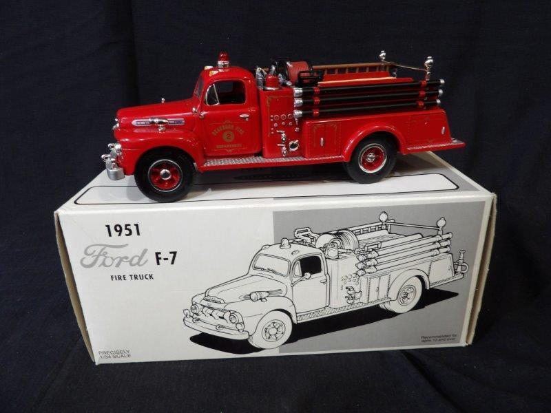First Gear Dearborn Fire Department 1951 Ford F-7 Fire Truck (1 of 5)