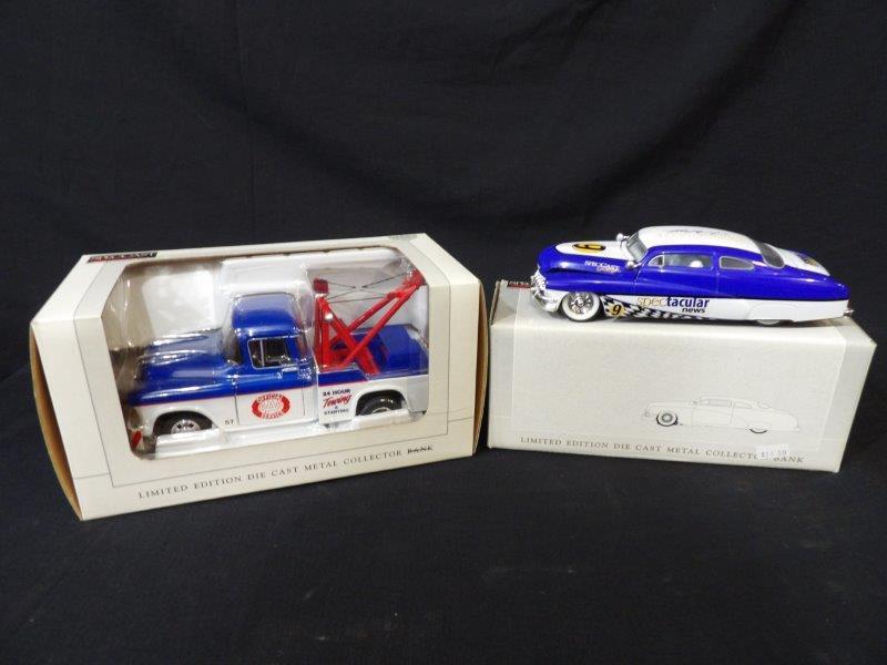 Lot of 2 Spec Cast Advertising Truck and Car-AAA & Spectacular News (1 of 8)