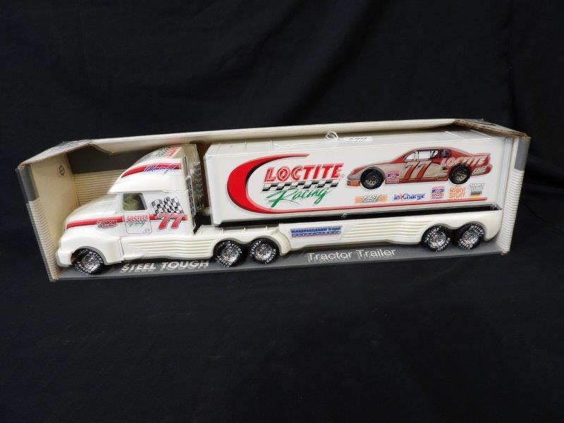 Nylint Locite Racing Tractor Trailer (1 of 6)