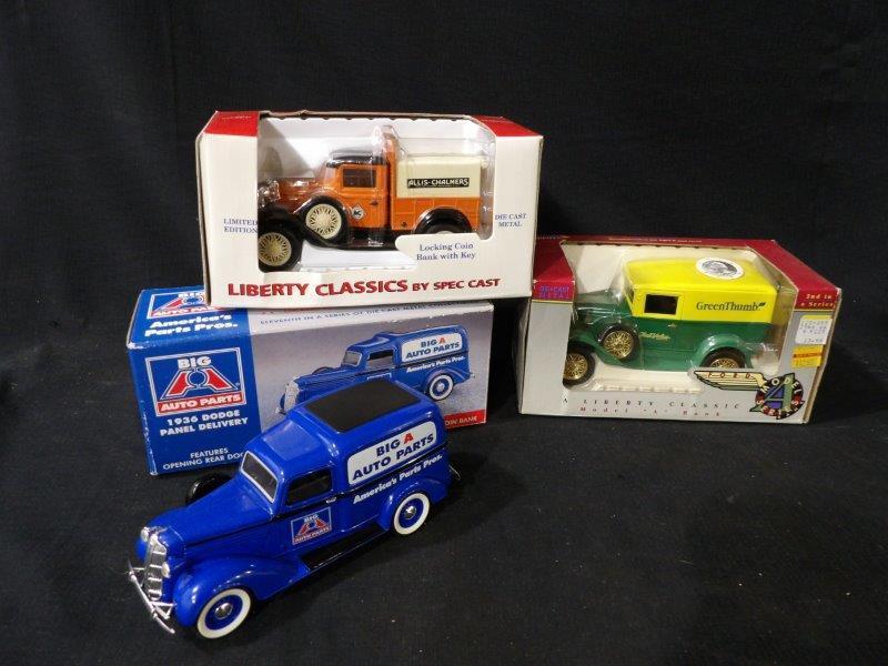 Lot of 3 Spec Cast Advertising Locking Coin Bank Replicas-True Value, Allis-Chalmers & Big A Auto (1 of 11)