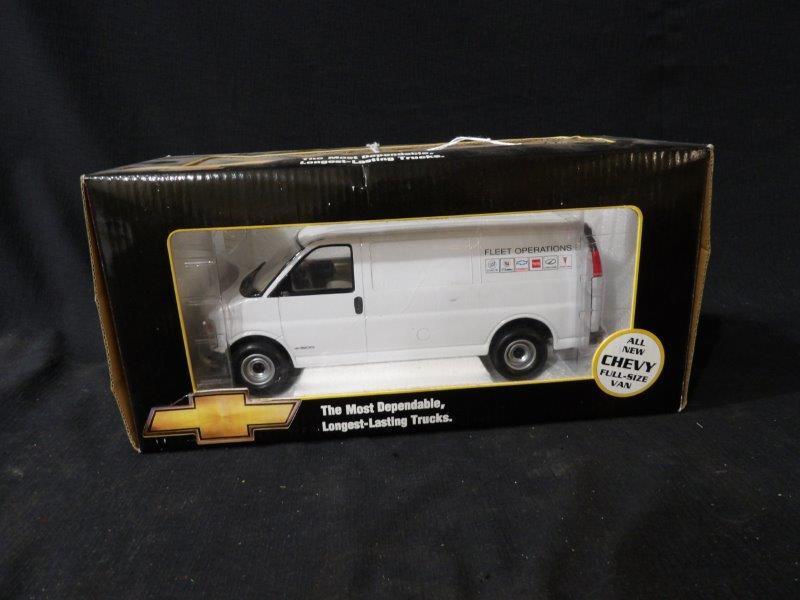 Brookfield 1996 Chevy Van / Chevy Express Fleet Operations Van (1 of 4)