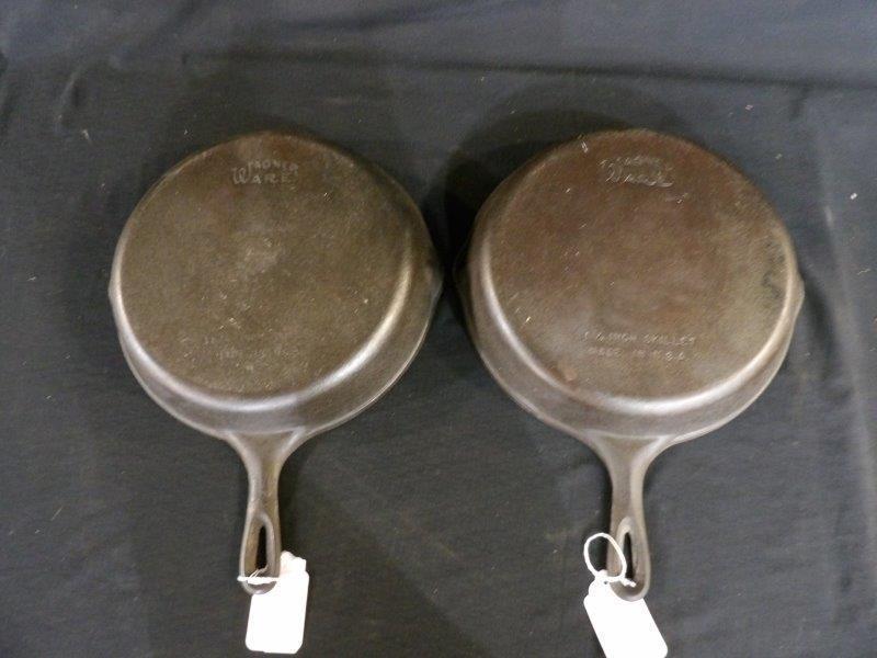 2 Wagner #10 cast iron skillets (1 of 6)