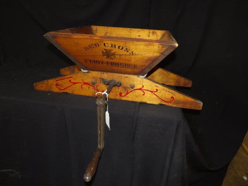 Red Cross Hoosier fruit Crusher (1 of 4)