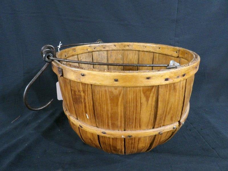 Wooden apple picking basket (1 of 5)