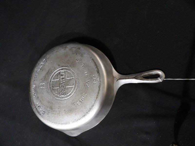 Griswold #8 chrome cast iron skillet (1 of 3)