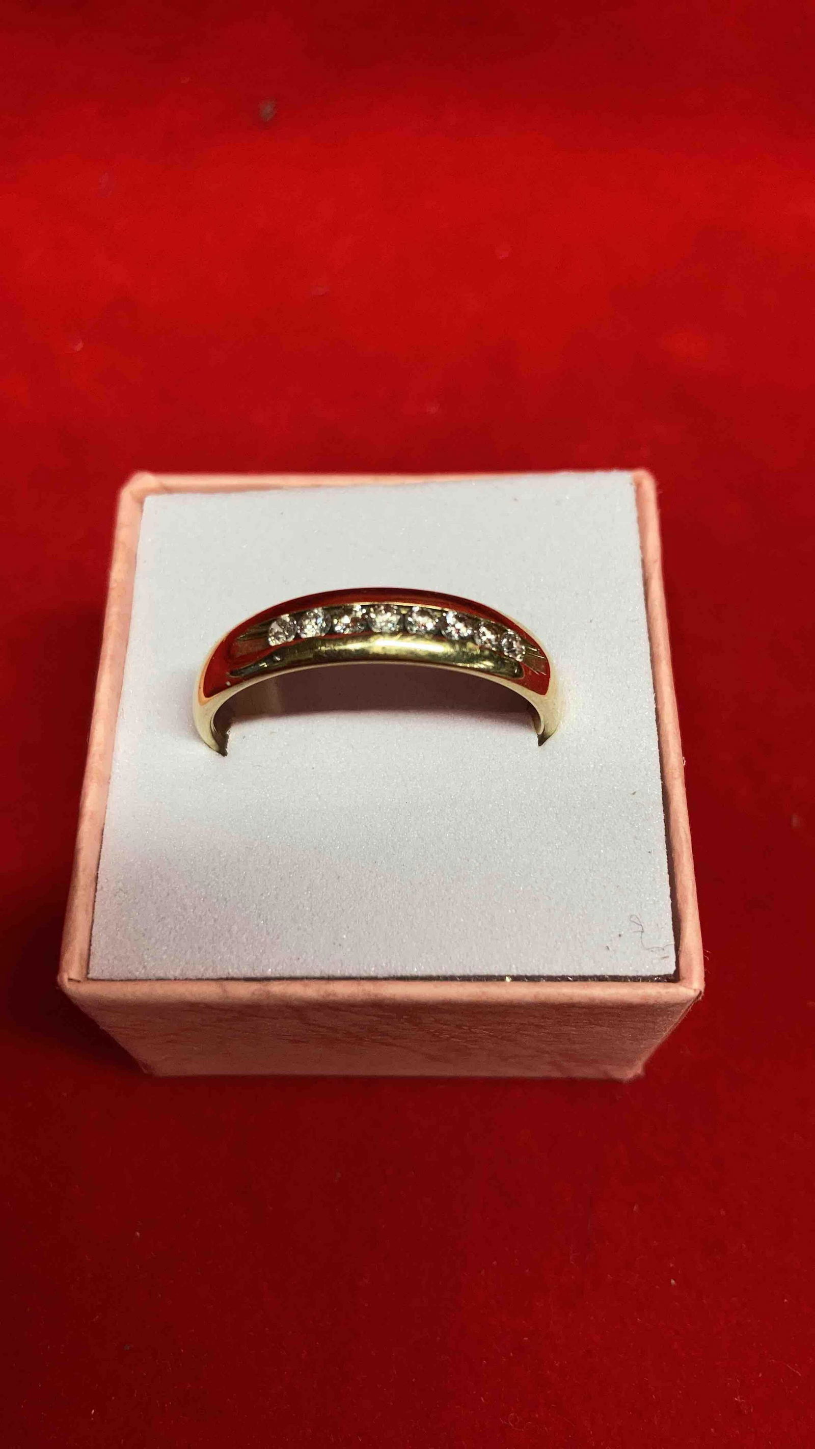 14K GOLD MAGIC GLO DIAMOND RING (1 of 5)